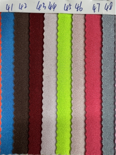 DG-BT recycled polyester glossy Lycra Composition: 82% recycled polyester 18% spandex Weight: 180g/㎡ detail view-3